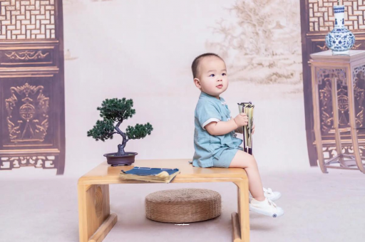 保亭宝宝几个月认人 保亭宝宝几个月认人